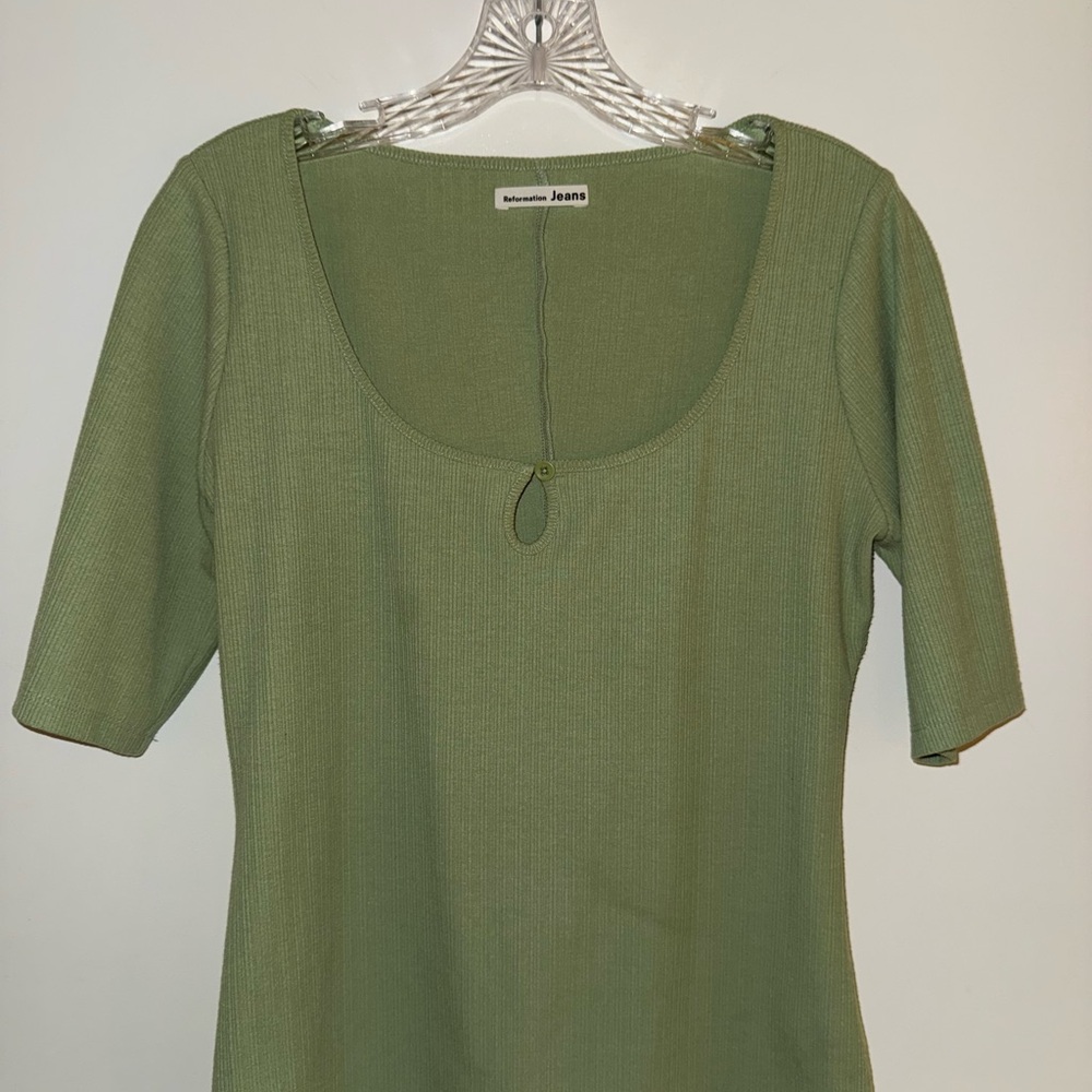 Reformation Green Fitted Cut Out Blouse